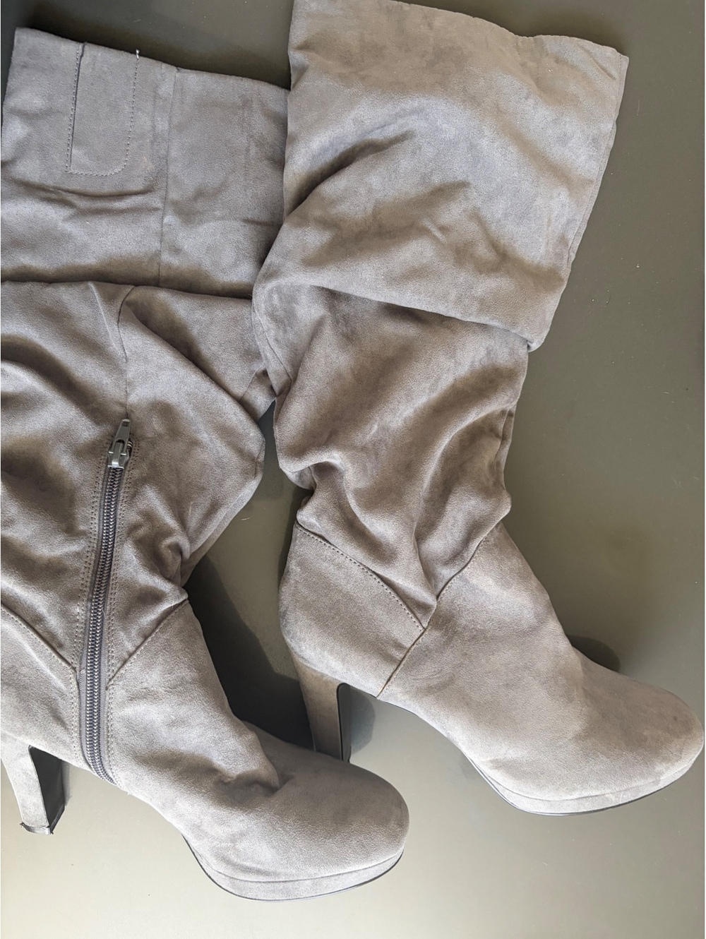 Nine West Gray Suede Knee-High Boots with Heels Size 8.5